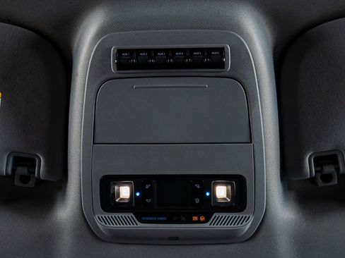 Used 2023 Ford F250 XLT w/ XLT Premium Package image 25