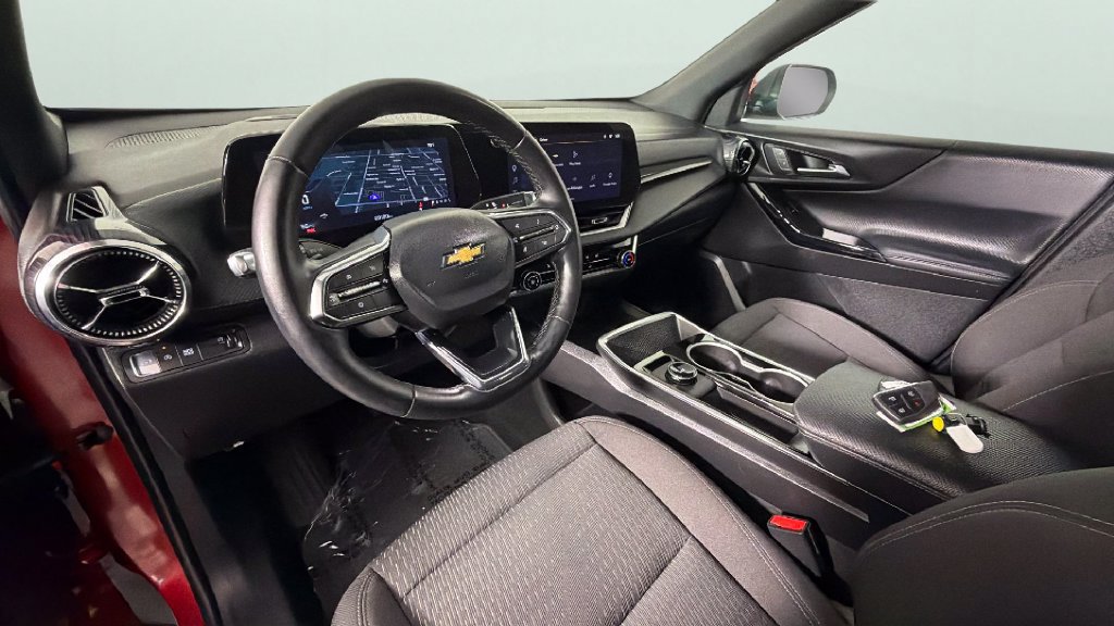 Certified 2026 Chevrolet Equinox LT w/ Safety and Technology Package FWD image 18