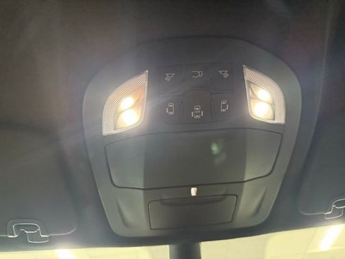 New 2026 Chrysler Voyager LX image 21