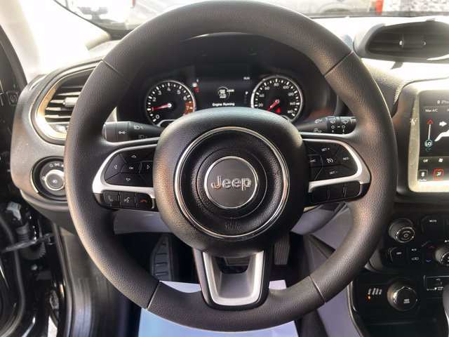 Used 2023 Jeep Renegade Latitude AWD/4WD image 20