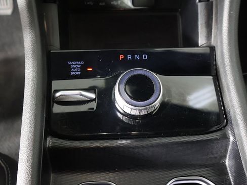 Used 2024 Jeep Grand Cherokee L Limited w/ Luxury Tech Group II image 54