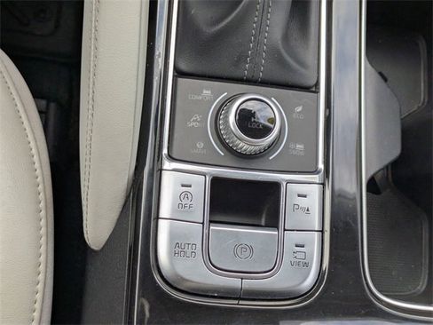 Used 2020 Kia Telluride SX w/ SX Prestige Package image 25