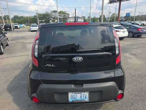 Used 2014 Kia Soul FWD image 5