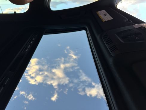 Used 2018 BMW 330e 330E IPERFORMANCE SEDAN 4D image 21