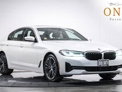 Certified 2023 BMW 530i w/ Premium Package RWD image 1