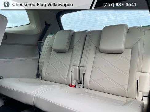 Used 2026 Volkswagen Atlas SE AWD/4WD image 27