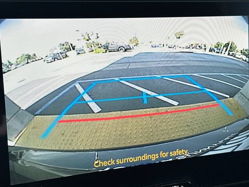 Used 2025 Toyota bZ4X FWD image 23