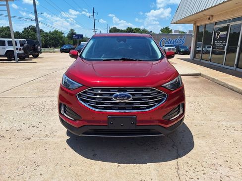 Used 2023 Ford Edge Titanium AWD/4WD image 2