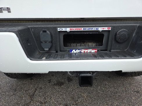 Used 2018 GMC Sierra 1500 SLE image 19
