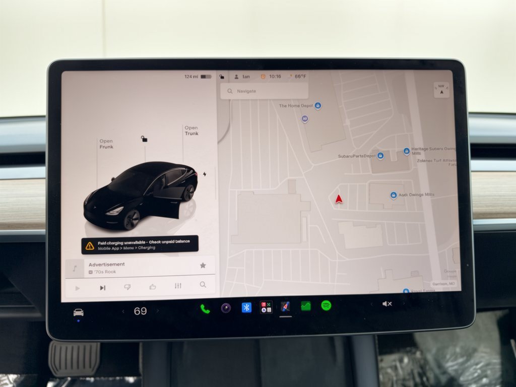 Used 2023 Tesla Model 3 Standard Range RWD image 22