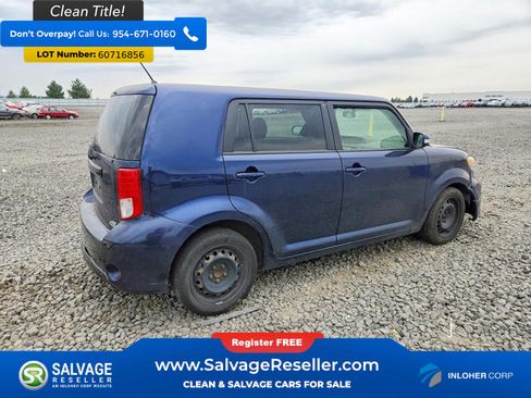 Used 2014 Scion xB FWD image 4
