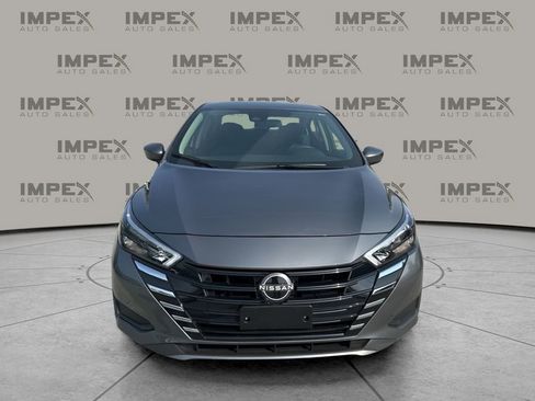 Used 2025 Nissan Versa SV image 8