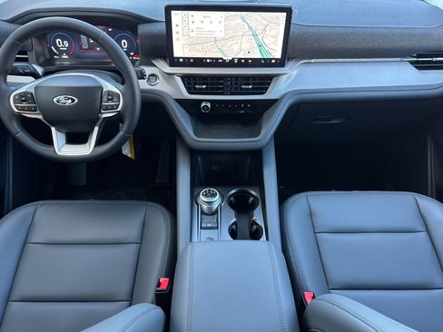 New 2026 Ford Explorer Active w/ Active Comfort Package image 12