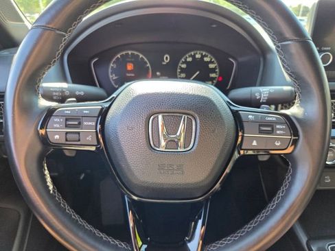 Used 2025 Honda Civic Sport image 25