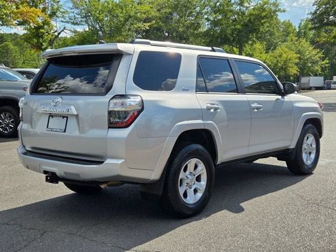 Used 2022 Toyota 4Runner SR5 RWD image 3