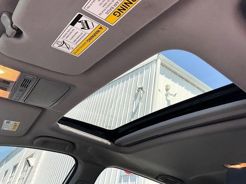 Used 2021 Honda CR-V EX-L image 27