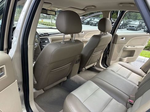 Used 2006 Mercury Montego Luxury FWD image 34