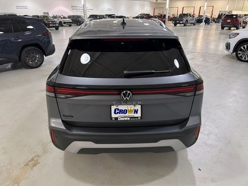 New 2026 Volkswagen Tiguan S FWD image 8