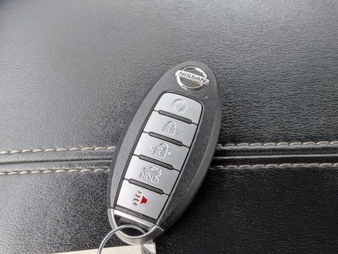 Used 2024 Nissan Altima 2.5 SV FWD image 27