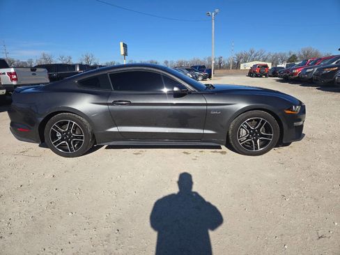 Used 2019 Ford Mustang GT image 2