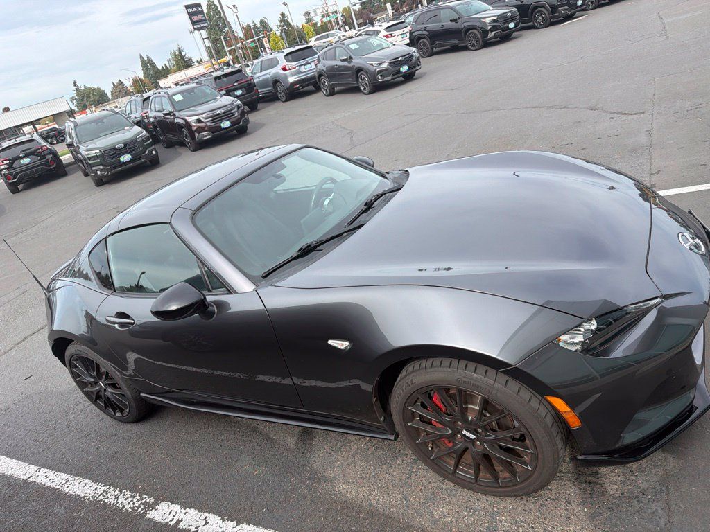 Used 2019 MAZDA MX-5 Miata RF Club w/ Brembo/BBS Package RWD image 2