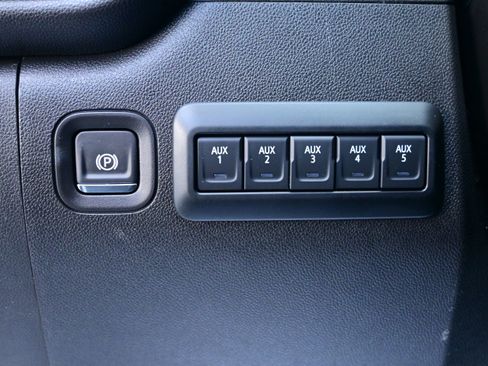 New 2026 Chevrolet Silverado 3500 W/T w/ WT Convenience Package AWD/4WD image 21