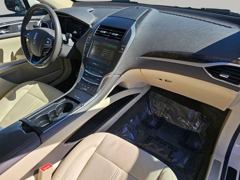 Used 2014 Lincoln MKZ w/ Equipment Group 102A Reserve FWD image 26