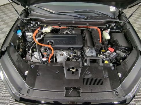 Used 2024 Honda CR-V Sport Touring image 43