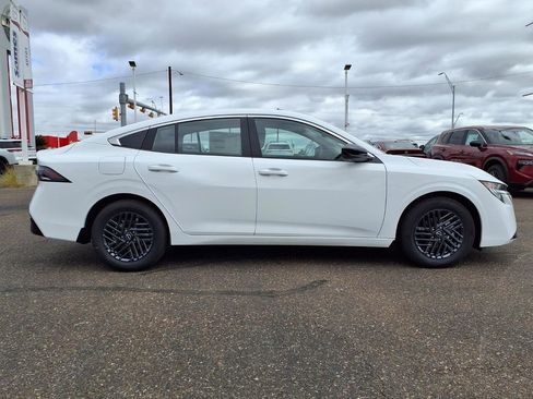 New 2026 Nissan Sentra SV w/ SV Convenience Package image 8