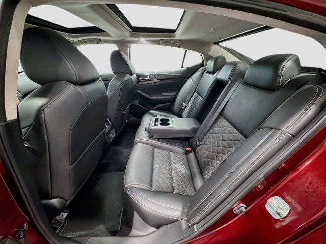 Used 2018 Nissan Maxima Platinum FWD image 22