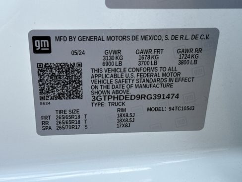 Used 2024 GMC Sierra 1500 SLT image 42