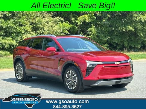 Used 2024 Chevrolet Blazer EV LT AWD/4WD image 2