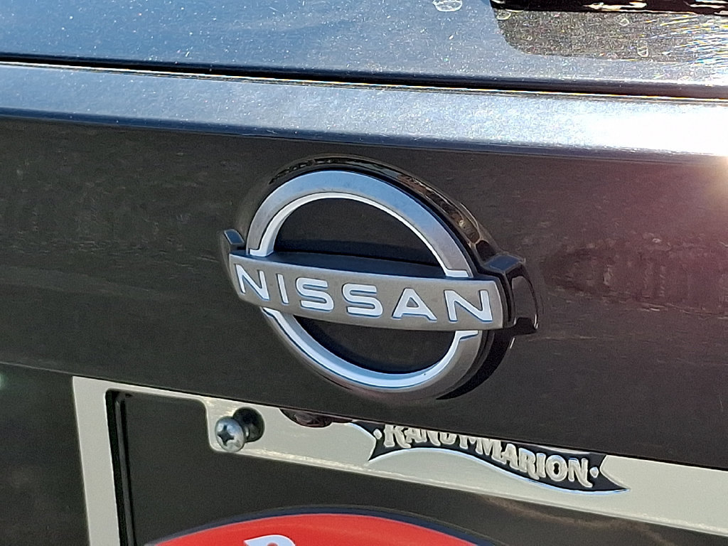 Used 2025 Nissan Kicks SV FWD image 30
