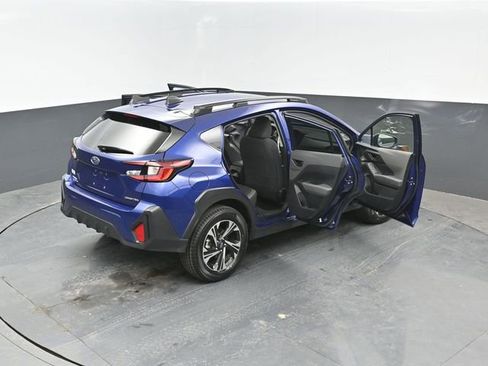 Used 2025 Subaru Crosstrek 2.0i Premium AWD/4WD image 25