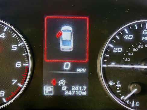 Used 2023 Subaru Legacy Premium image 14