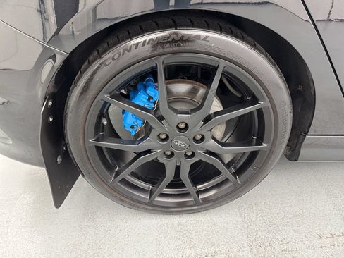 Used 2016 Ford Focus RS AWD/4WD image 13