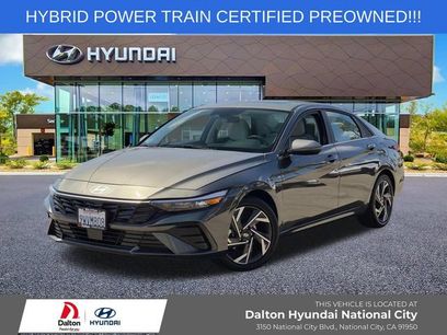 Used 2025 Hyundai Elantra Limited
