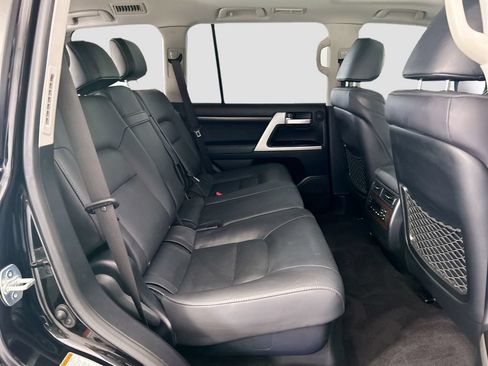 Used 2019 Toyota Land Cruiser w/ Preferred Accessory Package AWD/4WD image 21