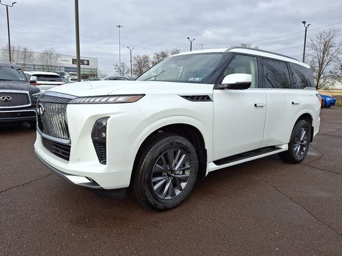 New 2026 INFINITI QX80 Pure w/ Cargo Package image 2