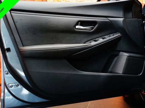 Certified 2023 Nissan Sentra SV FWD image 29