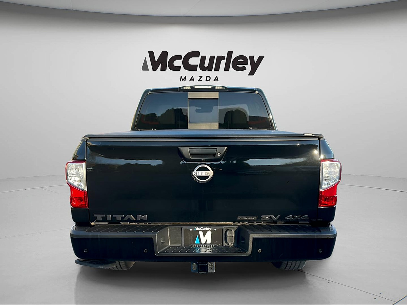 Used 2023 Nissan Titan SV w/ SV Convenience Package AWD/4WD image 6