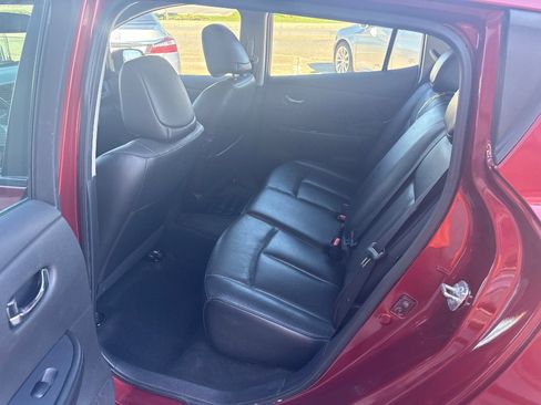 Used 2015 Nissan Leaf SL w/ Premium Package FWD image 10