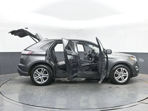 Used 2017 Ford Edge Titanium w/ Technology Package FWD image 51
