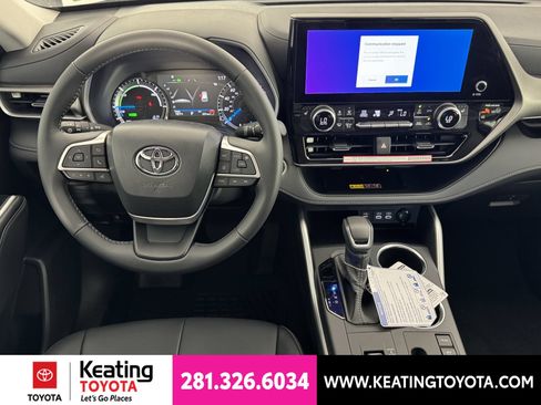 New 2026 Toyota Highlander XLE AWD/4WD image 8