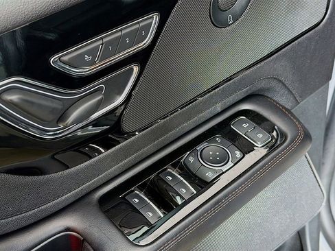 Used 2023 Lincoln Aviator Reserve image 32