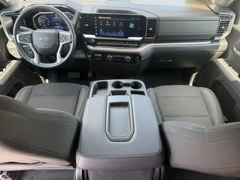 Certified 2026 Chevrolet Silverado 1500 RST AWD/4WD image 13