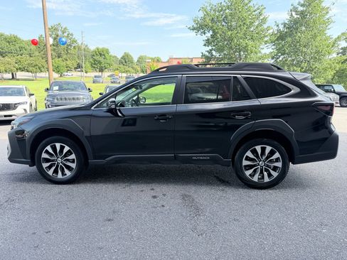 Used 2024 Subaru Outback Limited AWD/4WD image 5
