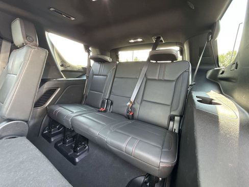Used 2023 Chevrolet Tahoe RST w/ Luxury Package AWD/4WD image 18