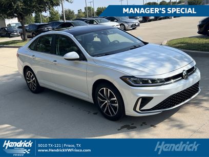 Certified 2025 Volkswagen Jetta SE w/ Sunroof Package