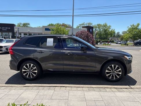 Used 2025 Volvo XC60 B5 Plus w/ Climate Package AWD/4WD image 6